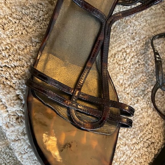 Stuart Weitzman Wedge - Picture 4 of 8